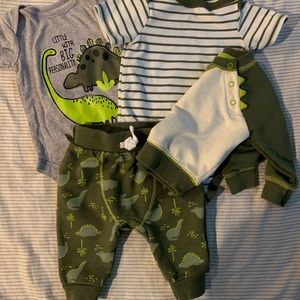 Baby Dino outfit